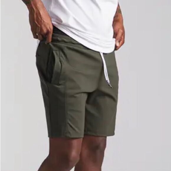 BYLT Men’s Jogger Shorts Size Large Dark Olive - Picture 1 of 8